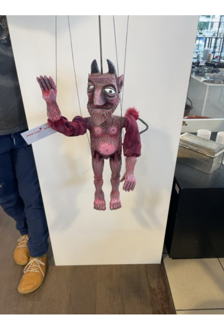 Marionet djævel dukke